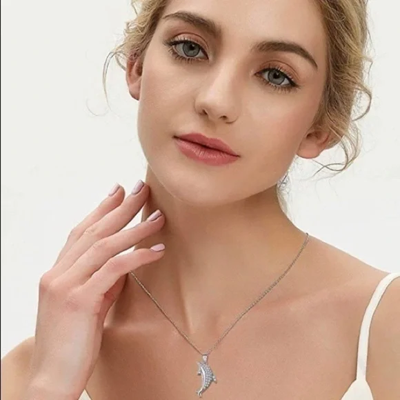 brilliant dolphin jeweled necklace - Picture 6 of 7